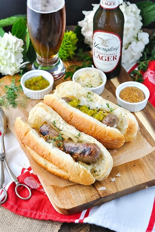brats and beer 01.jpg